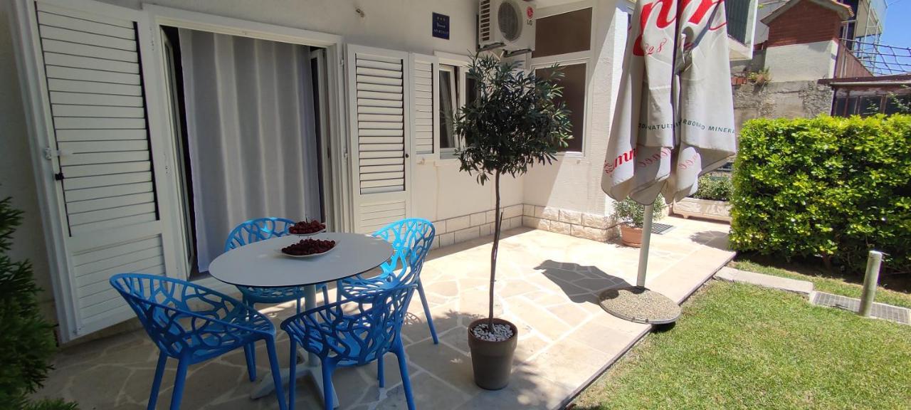 Apartment Garden Residence With Private Parking Сплит Екстериор снимка